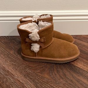 Koolaburra by Ugg girls boots (bundle pair, size 2 &3 sold together)